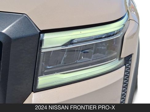 Used 2024 Nissan Frontier Pro-X w/ Technology Package RWD image 10