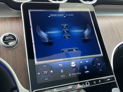 Certified 2025 Mercedes-Benz GLC 300 4MATIC image 30