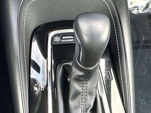 Used 2024 Toyota Corolla SE FWD image 18