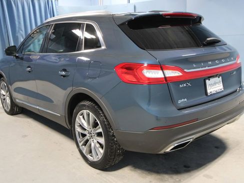 Used 2016 Lincoln MKX Reserve w/ Driver Assistance Package image 32