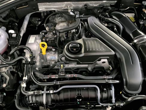 Used 2025 Volkswagen Jetta Sport FWD image 30