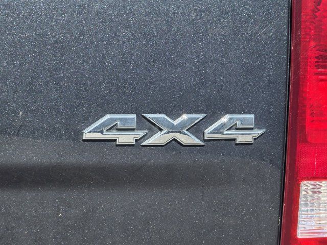 Used 2015 RAM 1500 Express AWD/4WD image 10