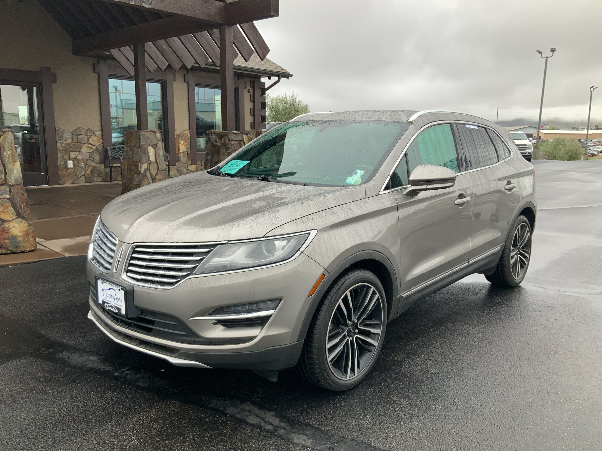 Used 2017 Lincoln MKC Reserve AWD/4WD image 2