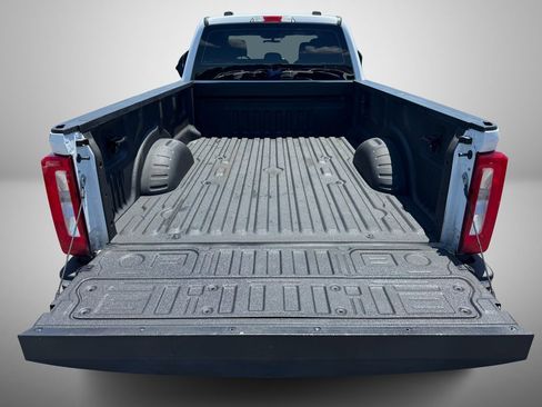 Used 2023 Ford F250 XL w/ XL Chrome Package image 8