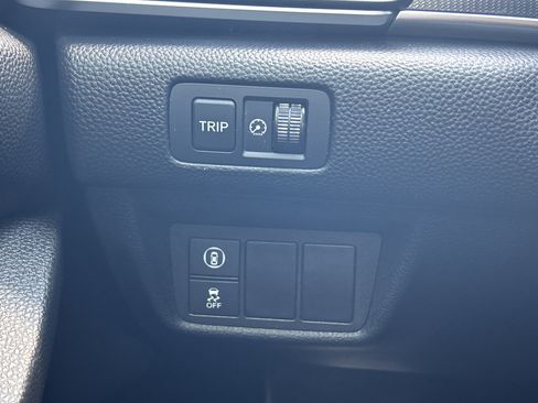 Used 2021 Honda Accord Sport image 11