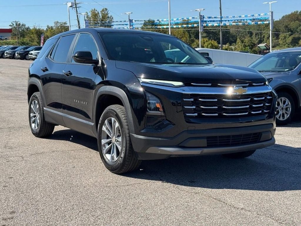 Used 2025 Chevrolet Equinox LT AWD/4WD image 19