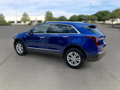 New 2025 Cadillac XT5 Luxury image 5