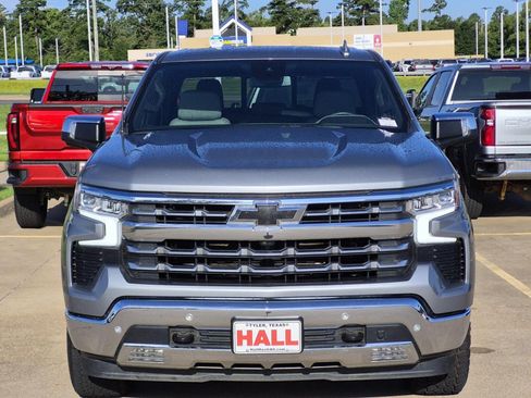 Certified 2023 Chevrolet Silverado 1500 LTZ AWD/4WD image 2