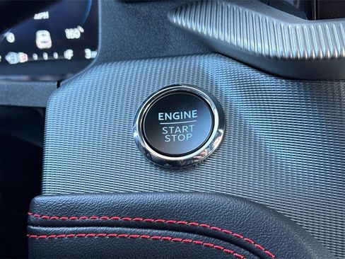 Used 2025 Ford Explorer ST-Line image 32