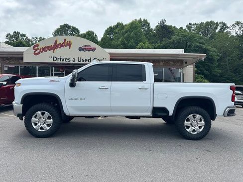 Used 2020 Chevrolet Silverado 3500 LTZ image 2