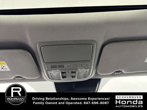 Used 2018 Honda CR-V Touring image 11