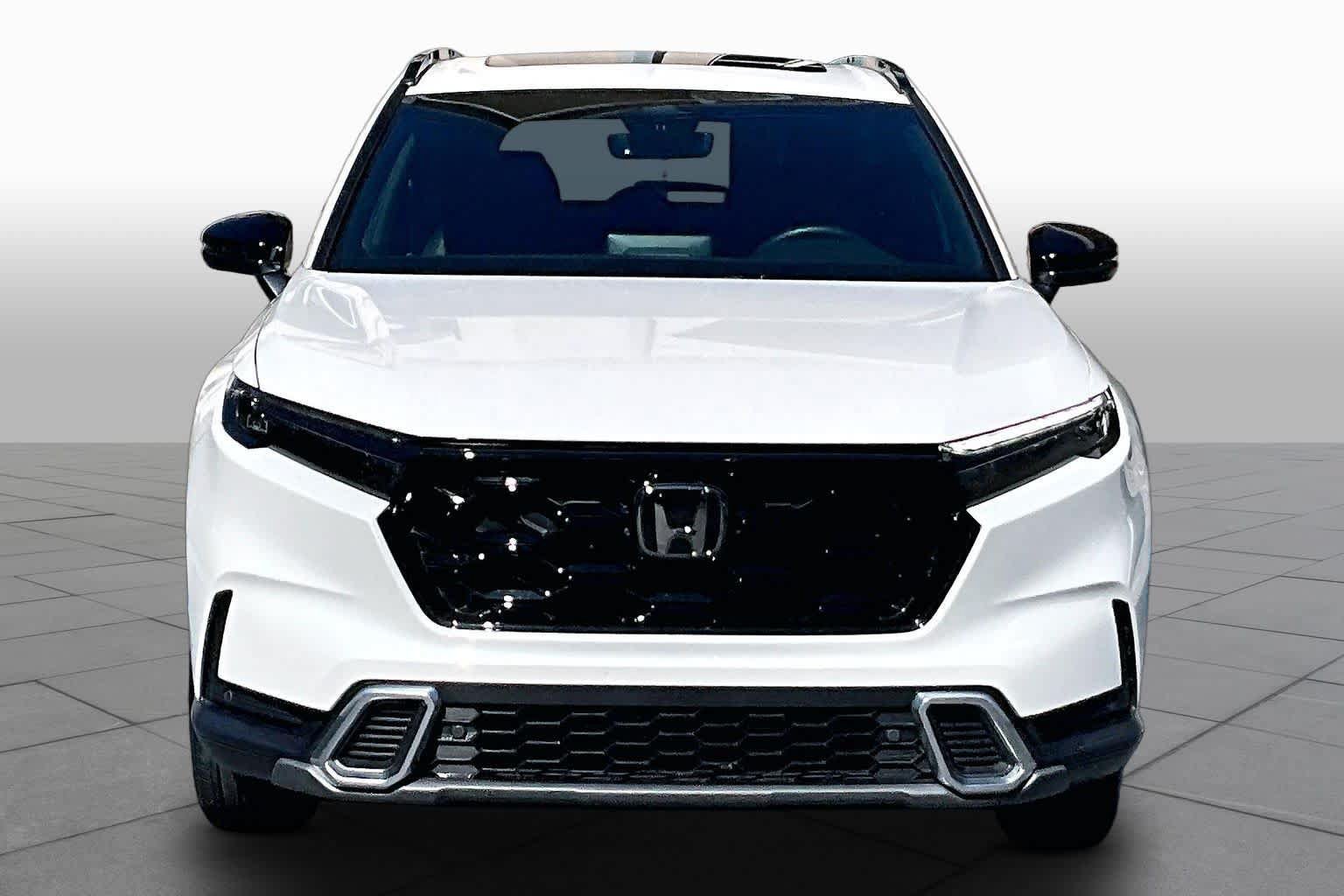 Used 2025 Honda CR-V Sport Touring image 4