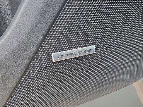 Used 2020 Subaru Crosstrek 2.0i Limited w/ Moonroof Package w/Navigation image 21