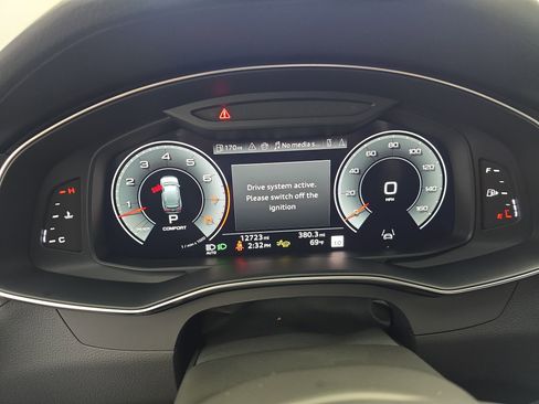 Used 2025 Audi A6 Premium Plus w/ Driver Assistance Package image 19