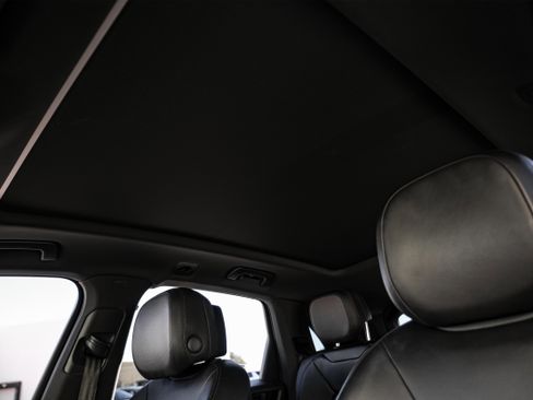 Used 2020 Porsche Cayenne image 4