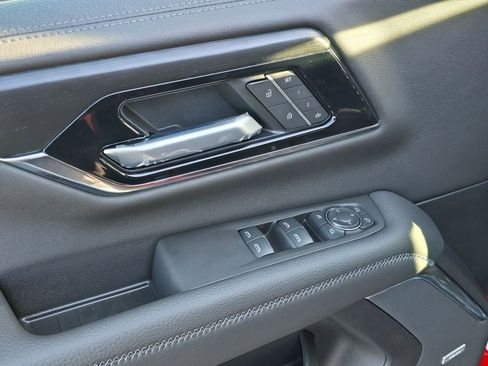 New 2026 GMC Yukon Denali w/ Advanced Technology Package AWD/4WD image 15