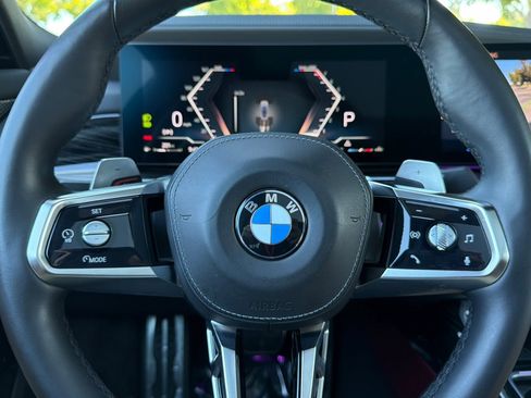 Certified 2024 BMW 740i w/ Premium Package 2 RWD image 30