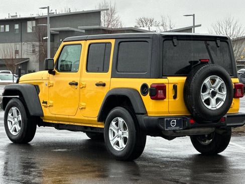 Used 2021 Jeep Wrangler Unlimited Sport image 5