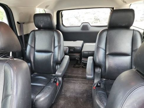 Used 2011 Cadillac Escalade Luxury AWD/4WD image 57