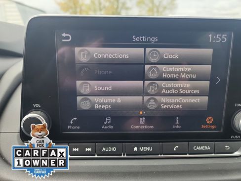 Used 2024 Nissan Rogue SV image 24