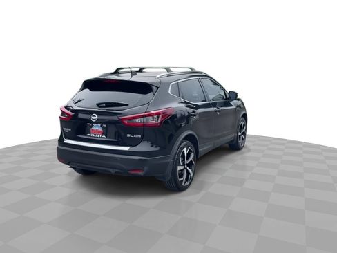 Used 2021 Nissan Rogue Sport SL AWD/4WD image 8