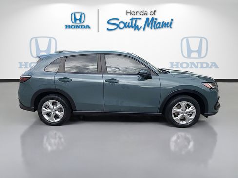 Certified 2024 Honda HR-V LX image 8
