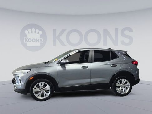 Used 2024 Buick Encore GX Preferred FWD image 7
