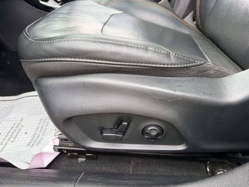 Used 2019 Jeep Compass Limited AWD/4WD image 15