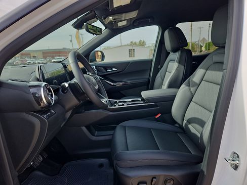 New 2026 Chevrolet Equinox LT FWD image 15