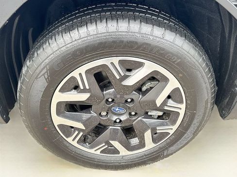 Used 2026 Subaru Forester Premium AWD/4WD image 42