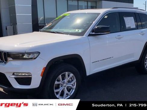Used 2022 Jeep Grand Cherokee Limited AWD/4WD image 5