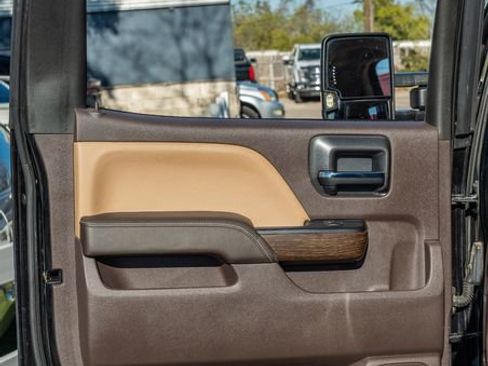 Used 2019 GMC Sierra 2500 Denali w/ Duramax Plus Package image 33