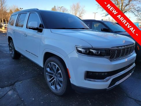 Used 2022 Jeep Grand Wagoneer Series III w/ Flexible Seating Group image 1