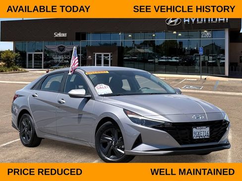 Used 2023 Hyundai Elantra SEL FWD image 1