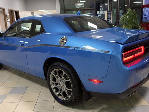 Used 2018 Dodge Challenger GT image 16
