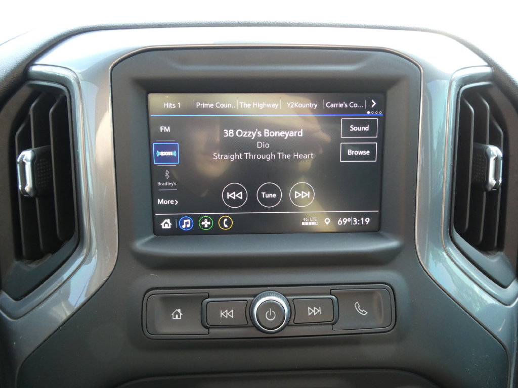 Certified 2022 Chevrolet Silverado 2500 Custom w/ Gooseneck/5TH Wheel Package AWD/4WD image 30