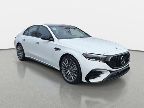 New 2026 Mercedes-Benz E 53 AMG e 4MATIC Sedan image 3