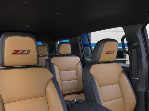 New 2027 Chevrolet Traverse Z71 AWD/4WD image 24