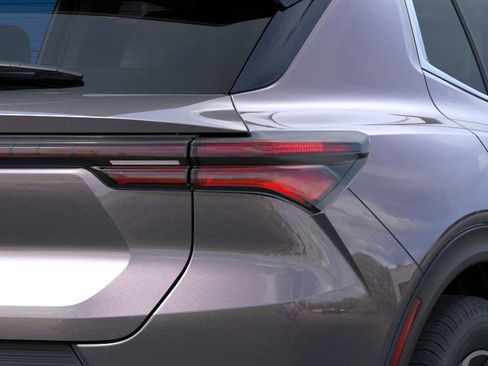 New 2026 Chevrolet Equinox EV LT image 35