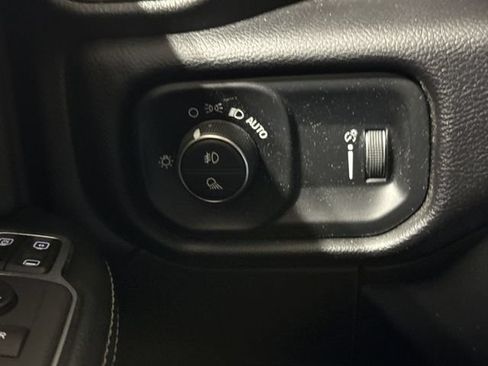 Used 2024 RAM 2500 Big Horn AWD/4WD image 18