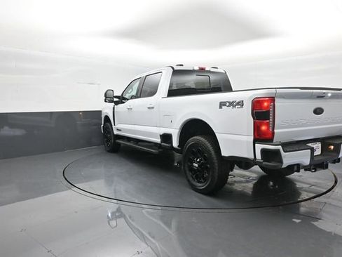 New 2026 Ford F350 Lariat w/ Black Appearance Package image 5