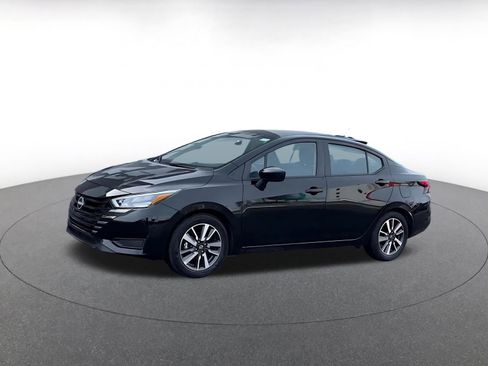 Used 2025 Nissan Versa SV image 7