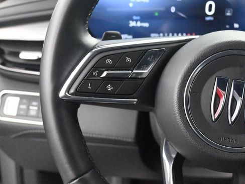 Used 2025 Buick Enclave Preferred w/ Power Package image 44