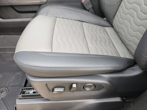 New 2026 Chevrolet Silverado 2500 ZR2 image 25