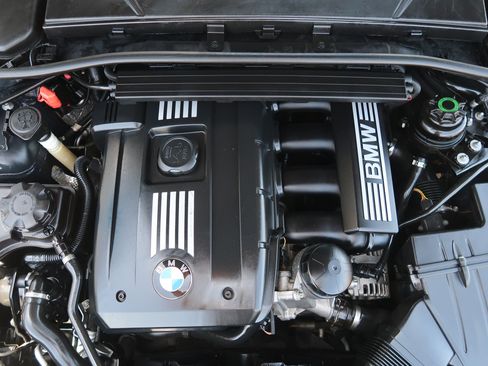 Used 2011 BMW 328i xDrive Sedan AWD/4WD image 39