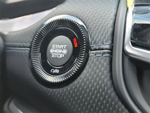 New 2026 Jeep Compass Limited image 30