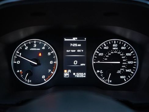 Used 2021 Subaru Outback Premium image 32