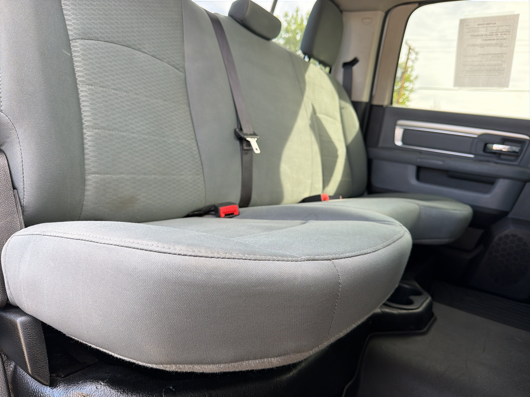 Used 2018 RAM 3500 SLT AWD/4WD image 19