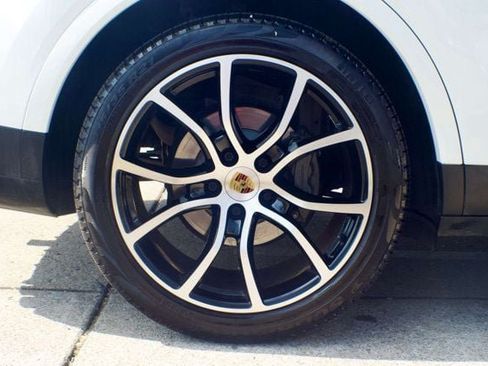 Used 2021 Porsche Cayenne S AWD/4WD image 53