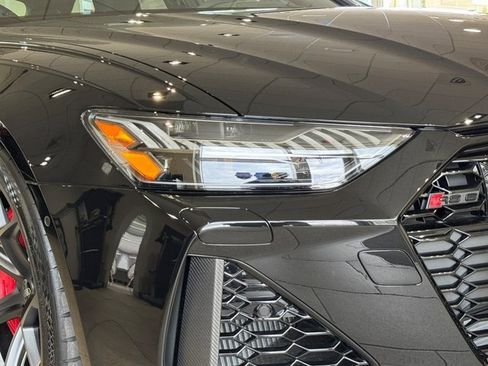 New 2026 Audi RS 6 performance image 5